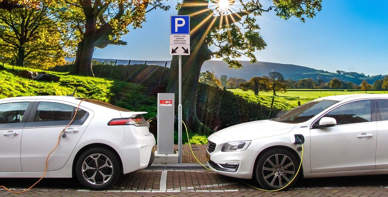 Türkiye’de Elektrikli Araç Kullanımı Artıyor: 2025’te Neler Bekleniyor?